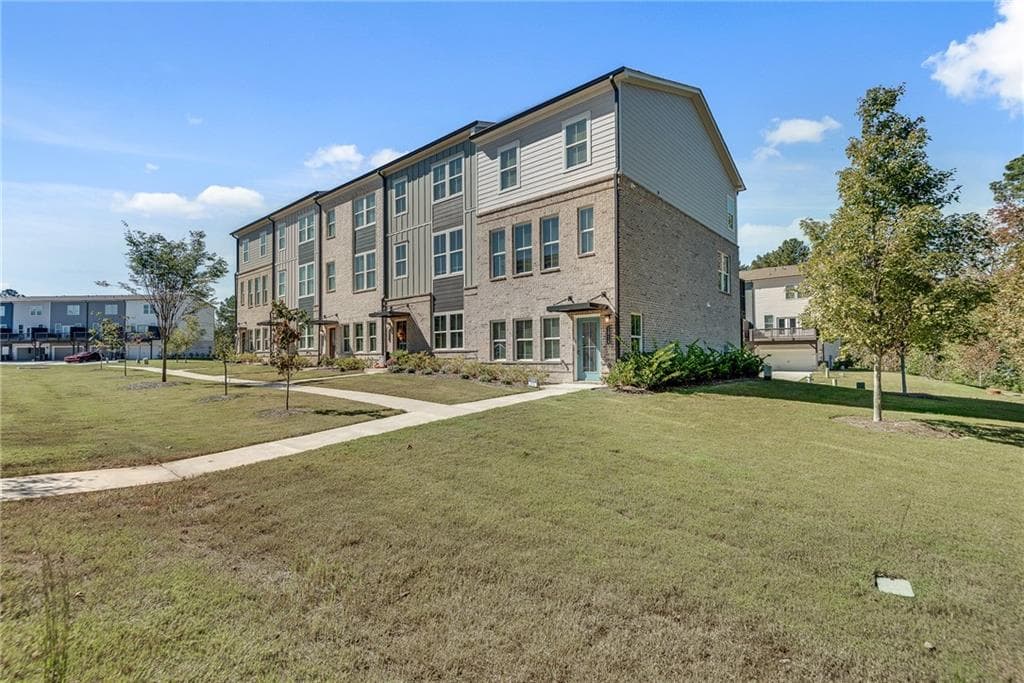 3 bedroom, 3 bathroom, 2,113 sq ft townhouse for rent at 113 Jameson Drive, Acworth, GA 30102 for $2,500 a month