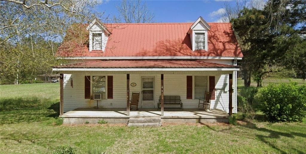 2 bedroom, 1 bathroom, 2,126 sq ft single family residence for sale at 238 Russell Hill Road, Sugar Valley, GA 30746