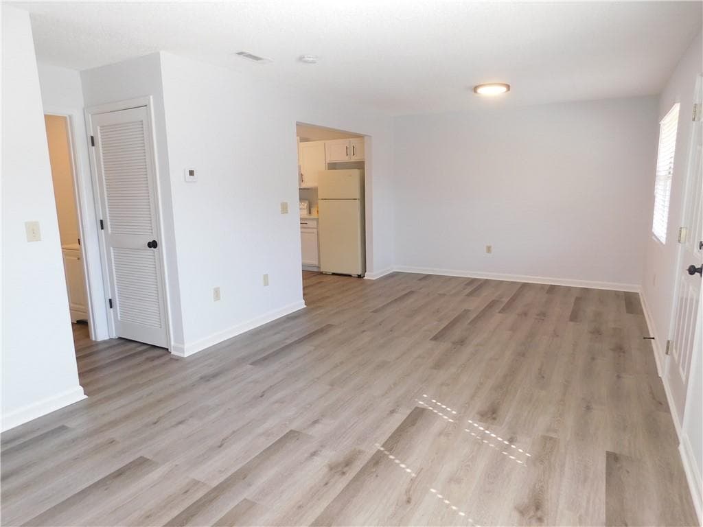 2 bedroom, 1 bathroom, 864 sq ft apartment for rent at 31 P Rock Garden Place, Dahlonega, GA 30533 for $1,130 a month — photo 3