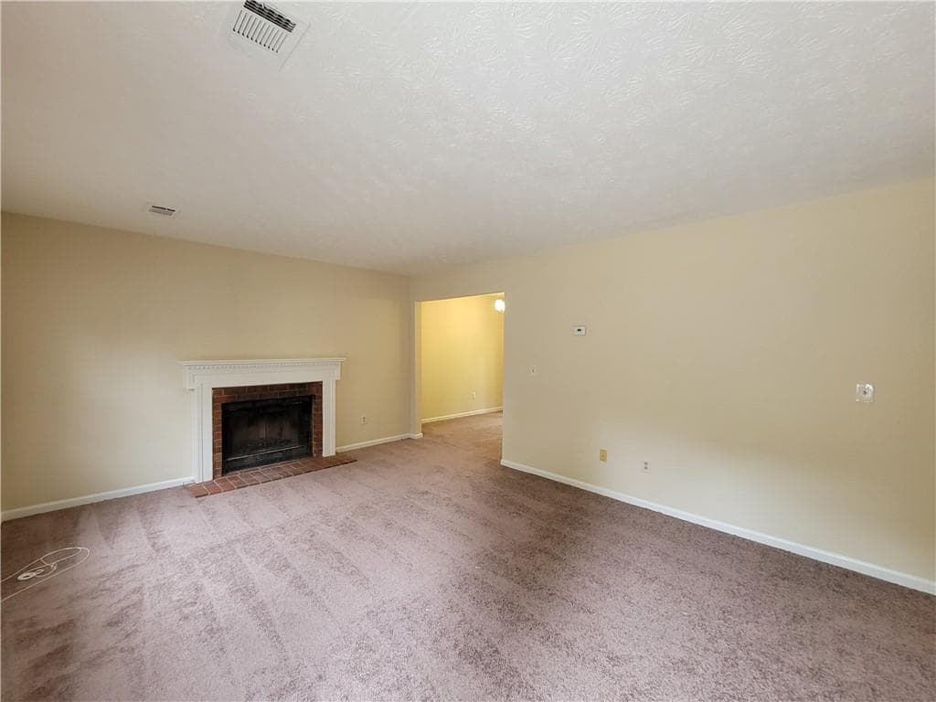 3 bedroom, 2 bathroom, 1,465 sq ft single family residence for sale at 3376 Montheath Pass, Duluth, GA 30096 — photo 2