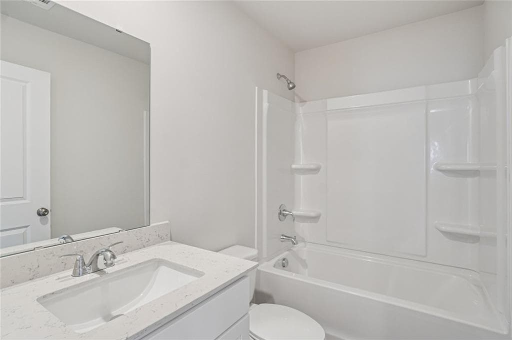 5 bedroom, 3 bathroom, 2,180 sq ft single family residence for sale at 114 Turquoise Path, Lizella, GA 31052 — photo 5