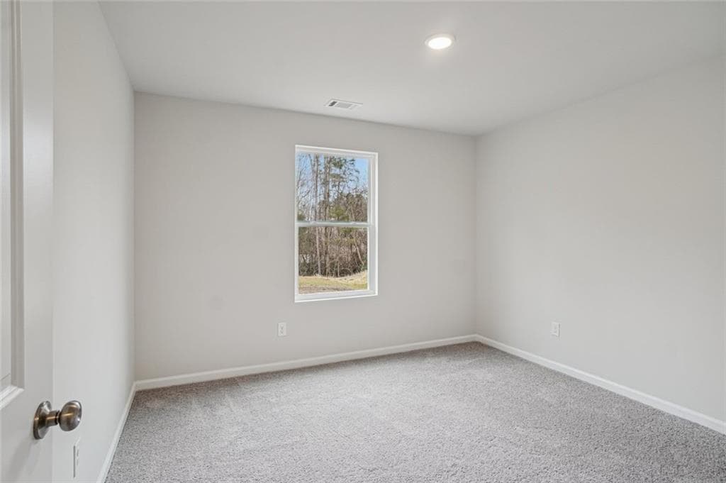 5 bedroom, 3 bathroom, 2,180 sq ft single family residence for sale at 114 Turquoise Path, Lizella, GA 31052 — photo 9