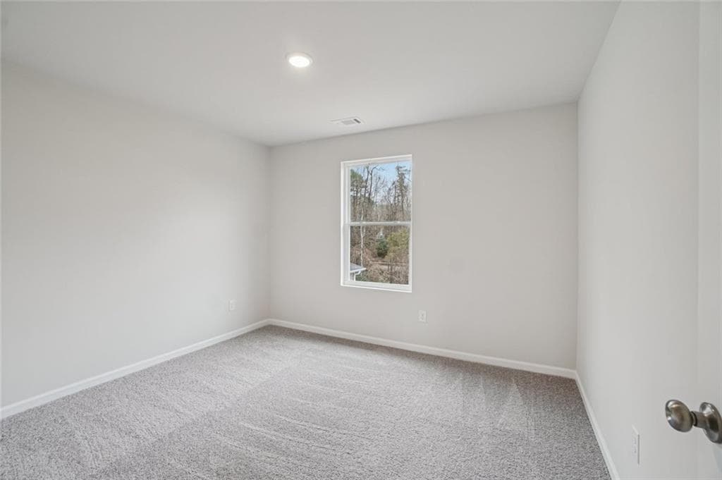 5 bedroom, 3 bathroom, 2,180 sq ft single family residence for sale at 114 Turquoise Path, Lizella, GA 31052 — photo 10