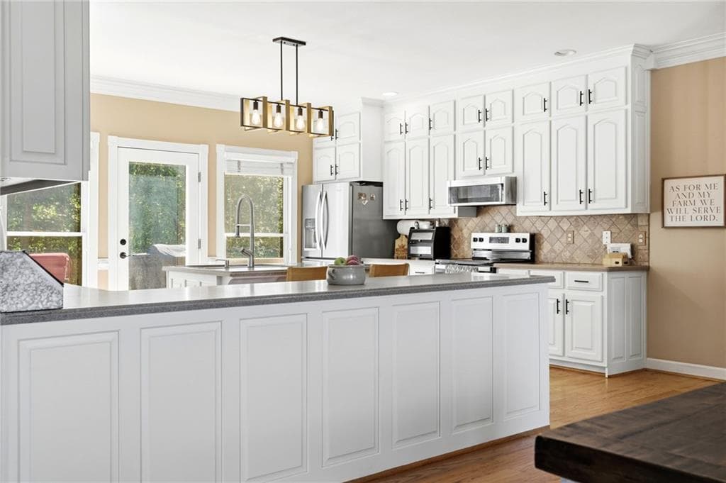 4 bedroom, 3 bathroom, 3,329 sq ft single family residence for sale at 6140 Cartersville Highway, Dallas, GA 30132 — photo 9