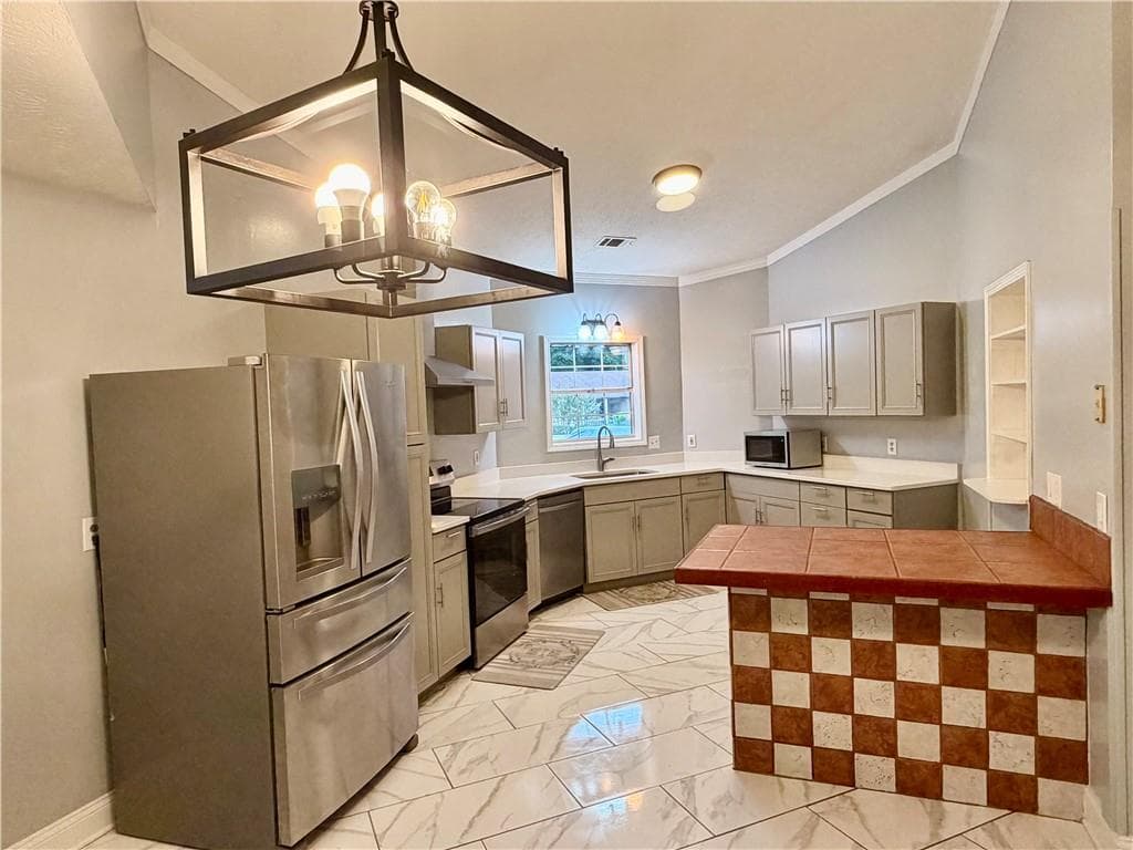 3 bedroom, 2 bathroom, 1,499 sq ft single family residence for sale at 659 Pine Ridge Trail, Conyers, GA 30094 — photo 8