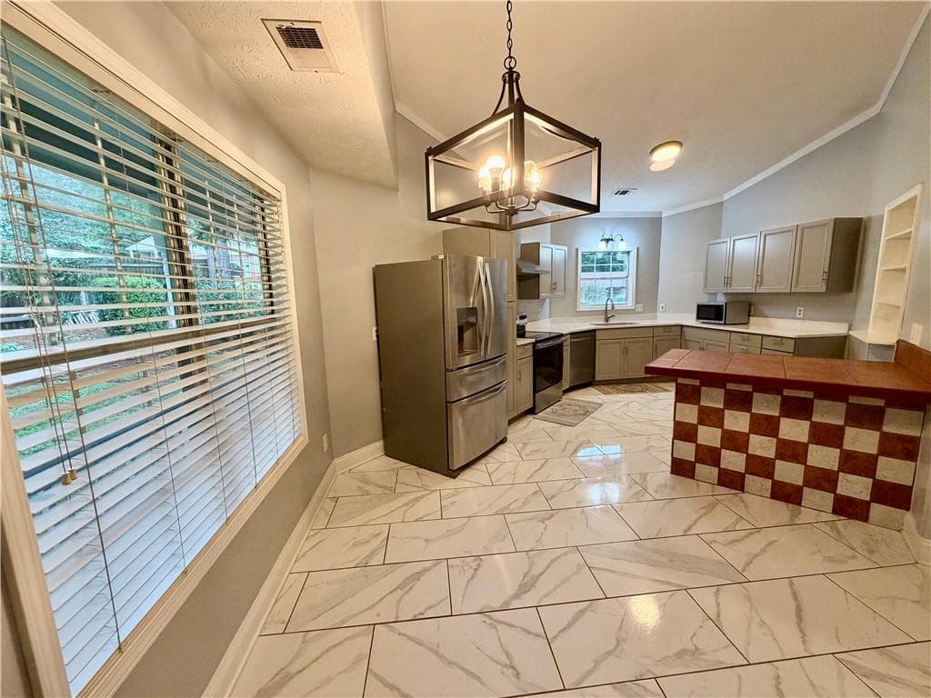 3 bedroom, 2 bathroom, 1,499 sq ft single family residence for sale at 659 Pine Ridge Trail, Conyers, GA 30094 — photo 5
