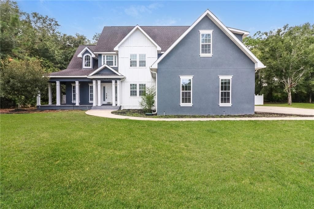 4 bedroom, 4 bathroom, 3,392 sq ft single family residence for sale at 746 Catherine Street, Jesup, GA 31546