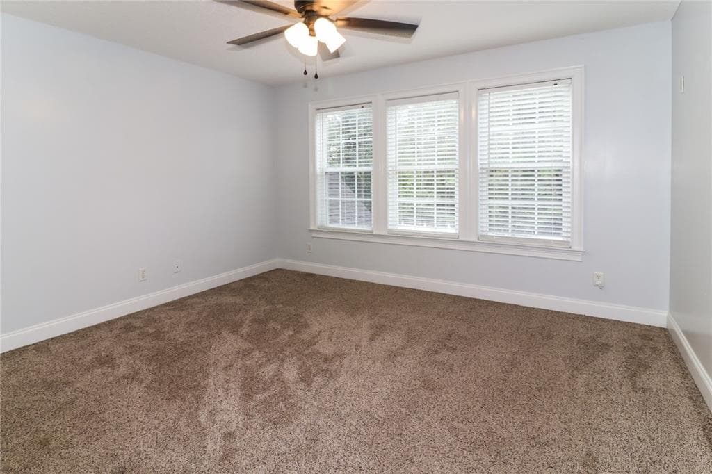 4 bedroom, 4 bathroom, 3,392 sq ft single family residence for sale at 746 Catherine Street, Jesup, GA 31546 — photo 10