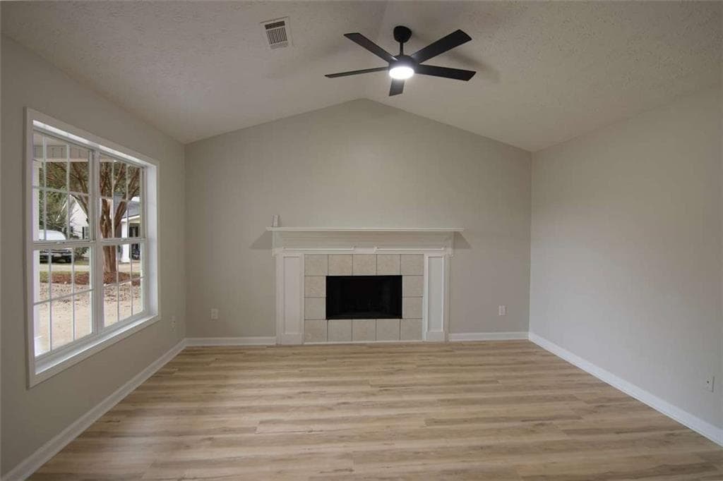 3 bedroom, 2 bathroom, 1,062 sq ft single family residence under contract at 2460 Ashwood Way, Gainesville, GA 30507 — photo 8