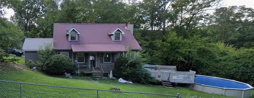 2 bedroom, 2 bathroom, 1,734 sq ft single family residence for sale at 501 Plainview Drive, Dalton, GA 30721