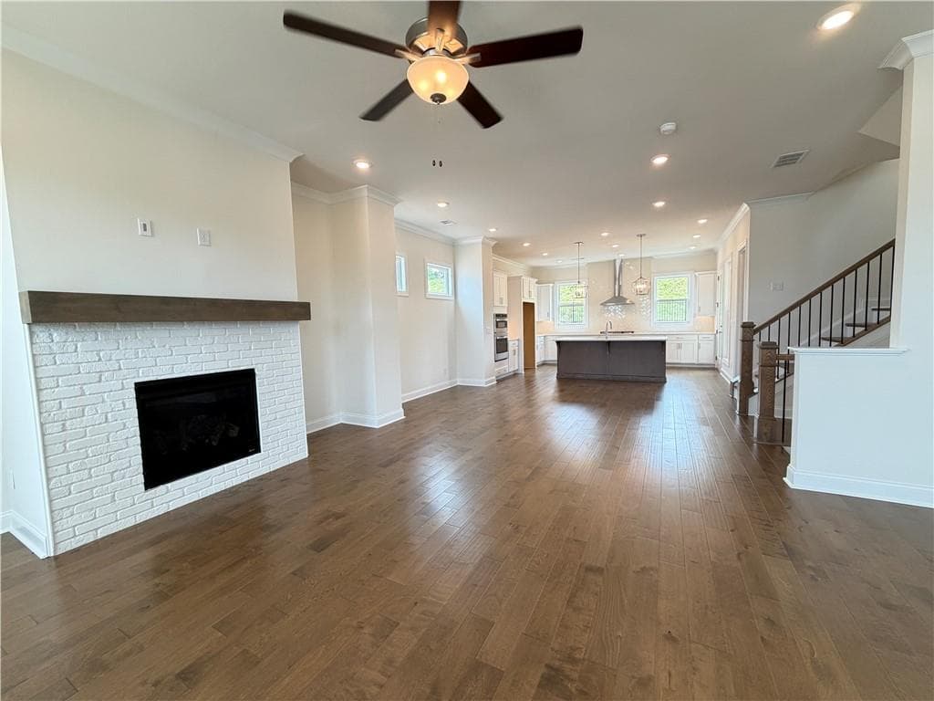 4 bedroom, 4 bathroom, 2,552 sq ft single family residence for sale at 661 Summitt Hill Way, Cumming, GA 30040 — photo 7