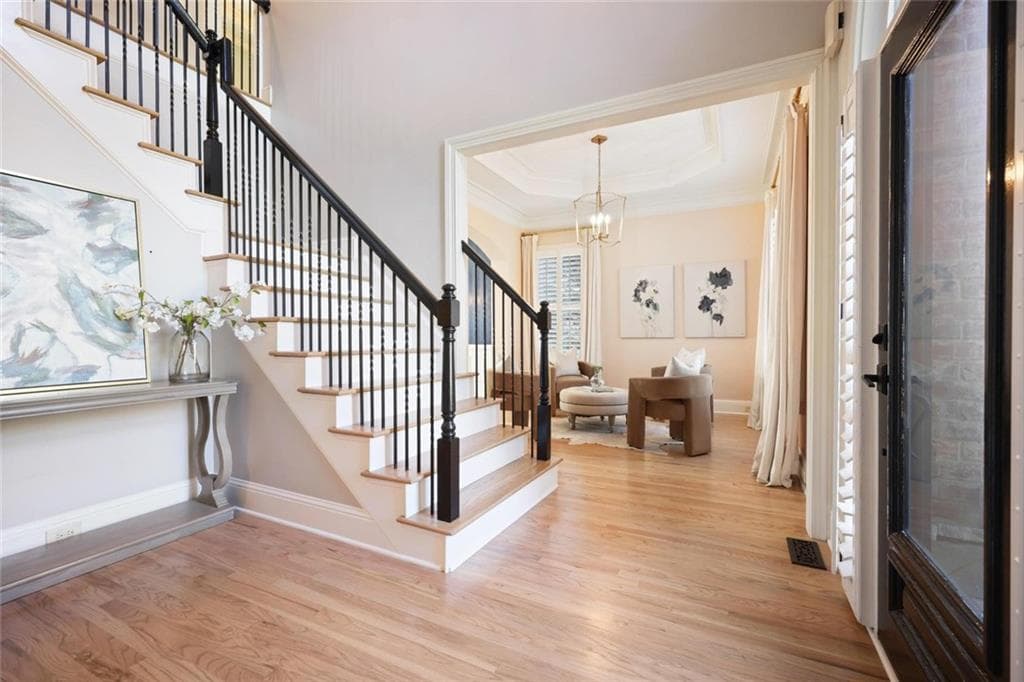 5 bedroom, 5 bathroom, 4,180 sq ft single family residence for sale at 12 Bonnie Lane, Sandy Springs, GA 30328 — photo 6