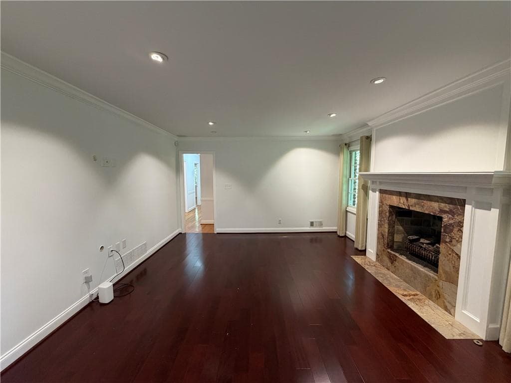 3 bedroom, 2 bathroom, 1,885 sq ft single family residence for sale at 6651 Castleton Drive, Sandy Springs, GA 30328 — photo 8