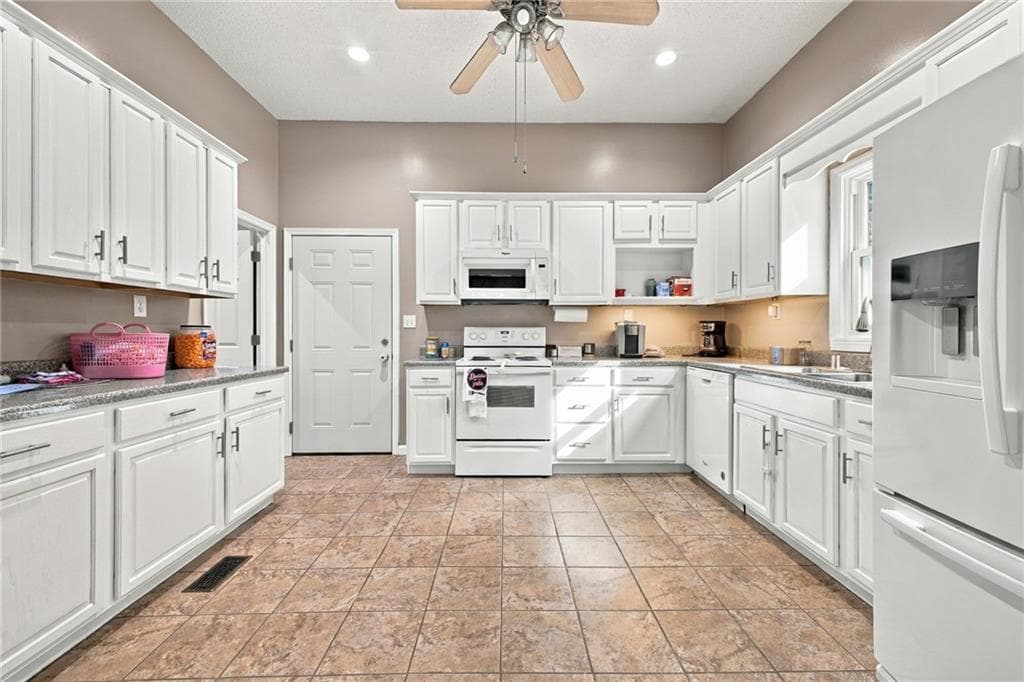 4 bedroom, 3 bathroom, 2,930 sq ft single family residence for sale at 50 Pond Mill Court, Silver Creek, GA 30173 — photo 9