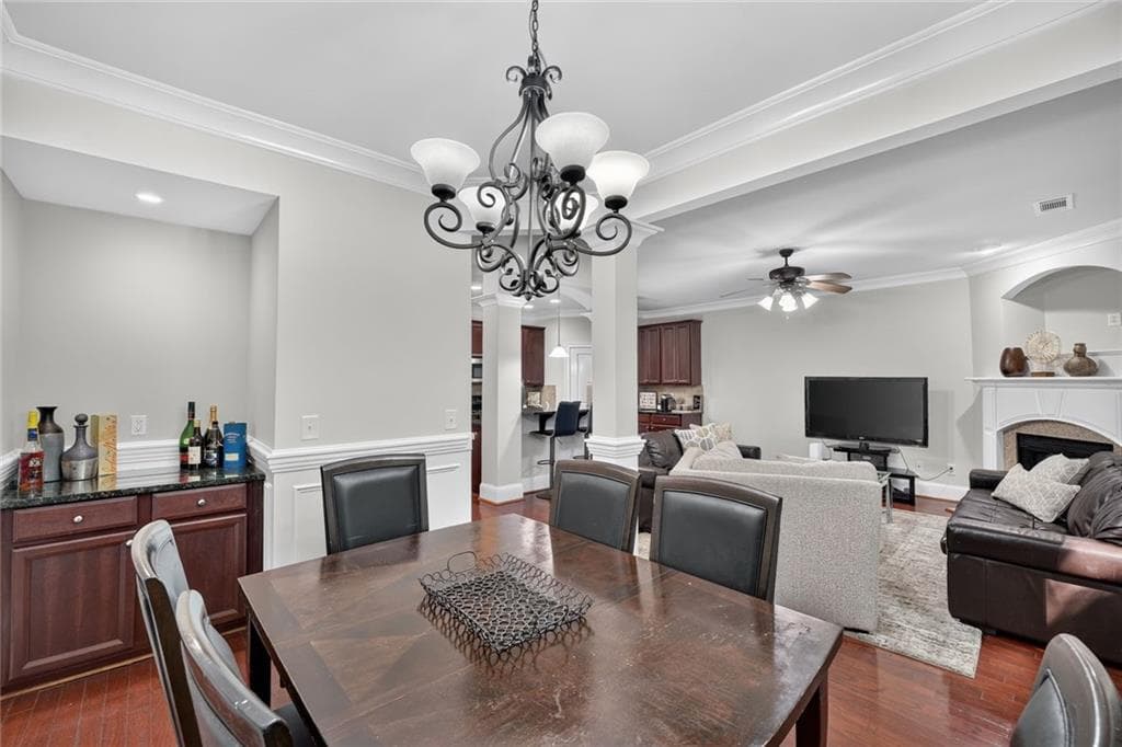 3 bedroom, 3 bathroom, 1,996 sq ft townhouse for sale at 3228 Claudia Place, Peachtree Corners, GA 30092 — photo 5