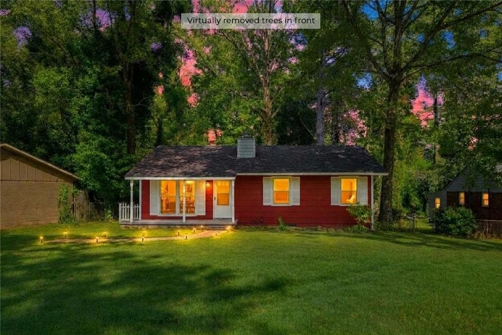 3 bedroom, 2 bathroom, 912 sq ft single family residence for sale at 650 Robert E Lee Parkway, Jonesboro, GA 30238