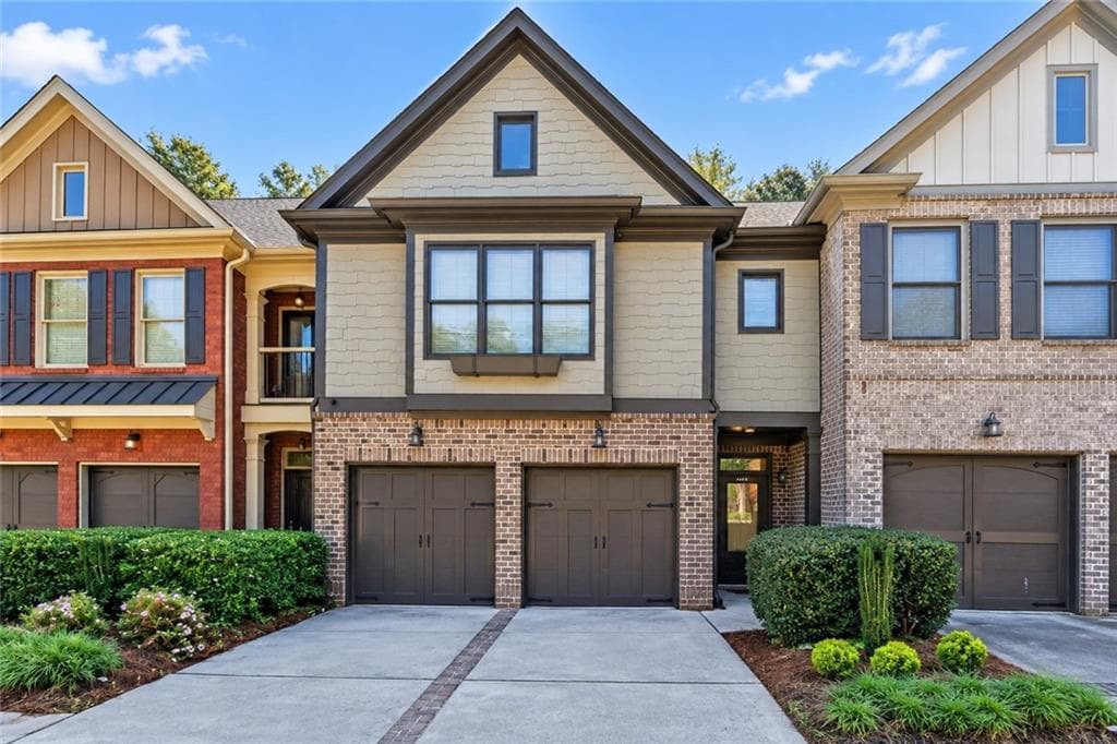 3 bedroom, 3 bathroom, 1,996 sq ft townhouse for sale at 3228 Claudia Place, Peachtree Corners, GA 30092