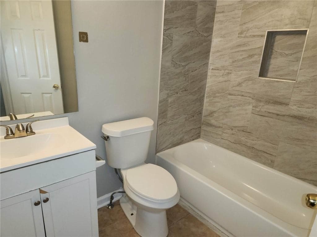 3 bedroom, 3 bathroom, 1,280 sq ft townhouse for rent at 764 Crestside Court, Austell, GA 30168 for $1,495 a month — photo 7