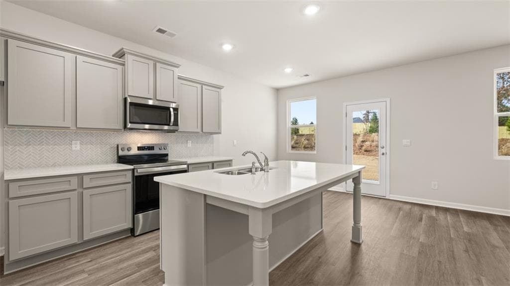 3 bedroom, 3 bathroom, 1,663 sq ft single family residence for sale at 243 Bristol Boulevard, Winder, GA 30680 — photo 7