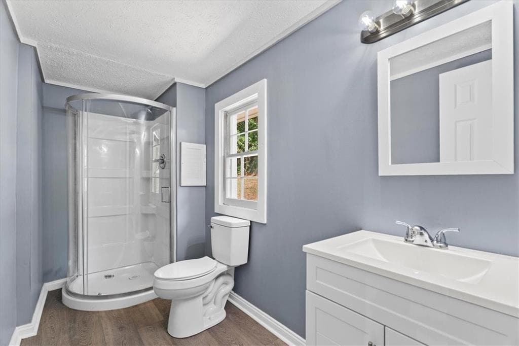 4 bedroom, 2 bathroom, 1,838 sq ft single family residence under contract at 3552 Dews Pond Road, Calhoun, GA 30701 — photo 6
