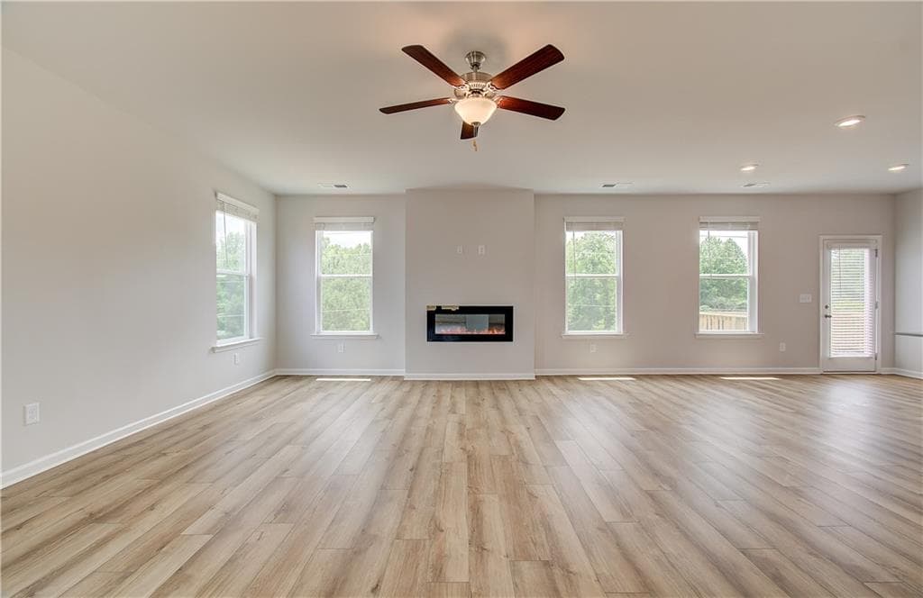 4 bedroom, 4 bathroom, 2,724 sq ft single family residence for sale at 56 Homesite Armour Pass, Newnan, GA 30263 — photo 8
