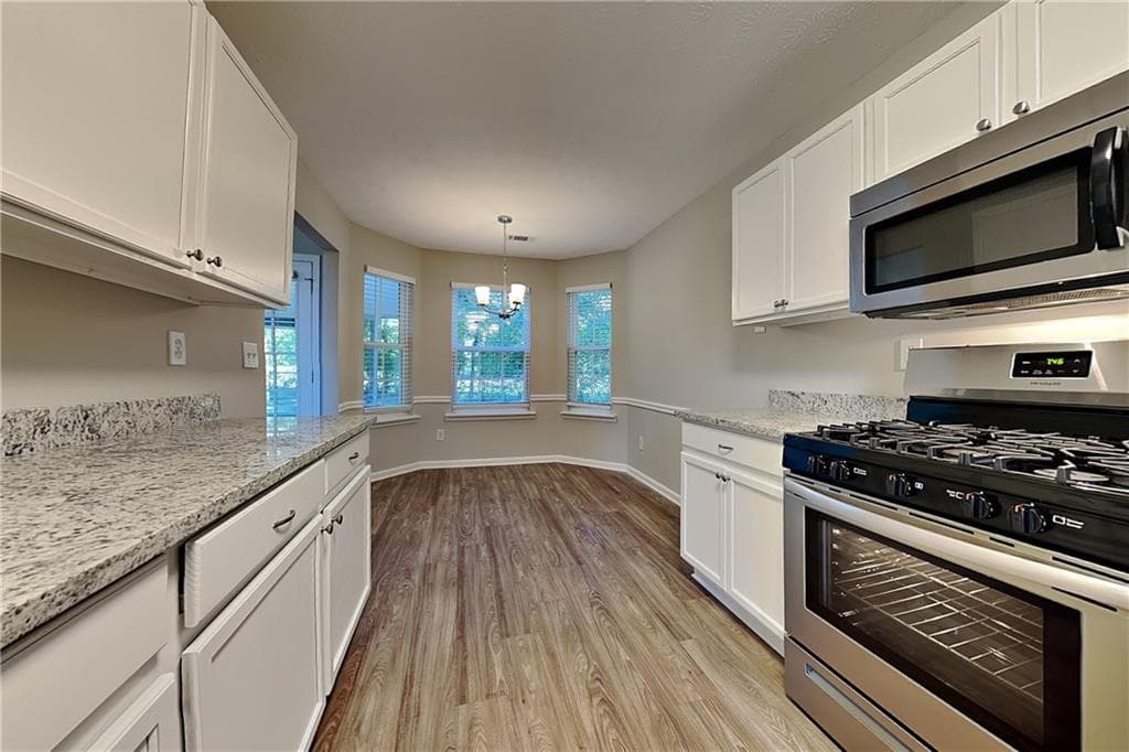 3 bedroom, 2 bathroom, 1,662 sq ft single family residence for rent at 4332 Beaverton Circle, Loganville, GA 30052 for $2,100 a month — photo 5