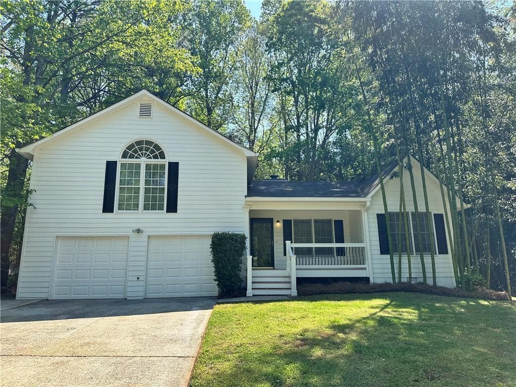 3 bedroom, 2 bathroom, 1,378 sq ft single family residence for rent at 4876 Muirwood Drive, Powder Springs, GA 30127 for $1,895 a month — photo 1 of 24