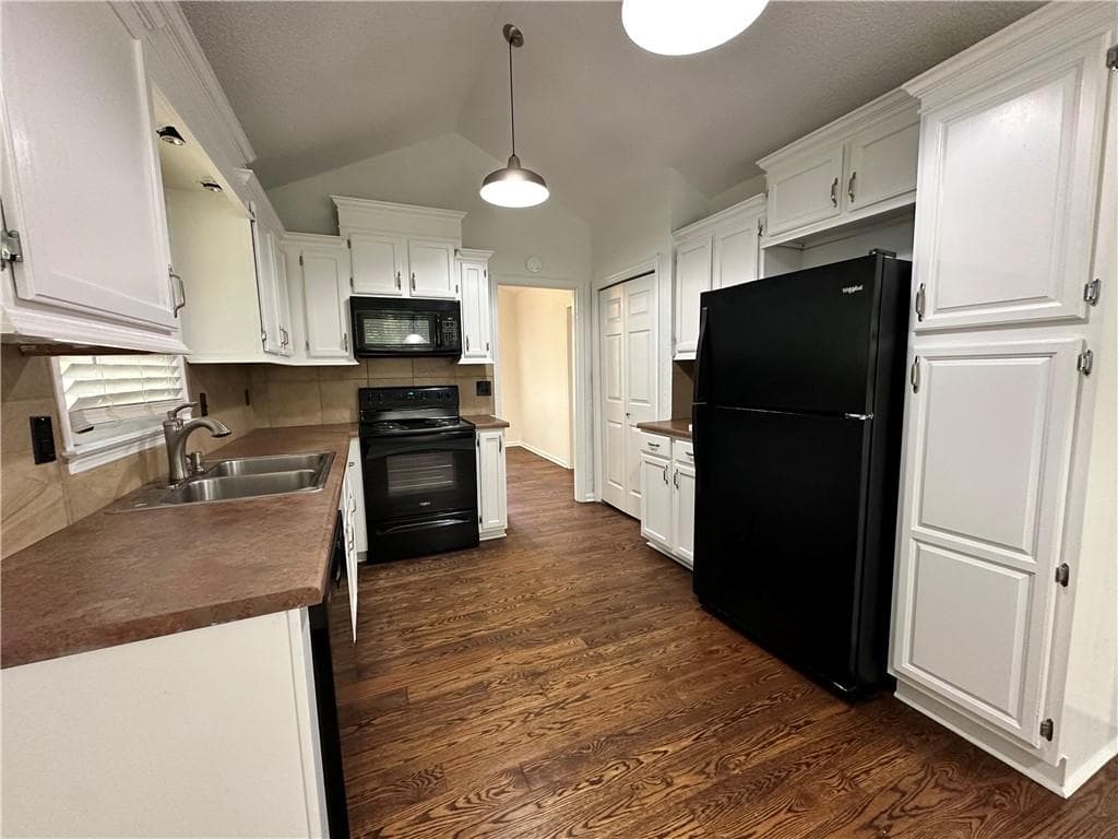 3 bedroom, 2 bathroom, 1,378 sq ft single family residence for rent at 4876 Muirwood Drive, Powder Springs, GA 30127 for $1,895 a month — photo 5