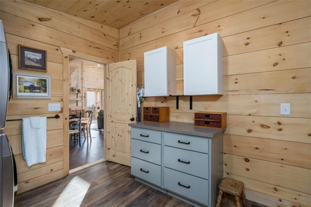 2 bedroom, 1,126 sq ft single family residence for sale at 21 Riverview Circle, Blue Ridge, GA 30513 — photo 6