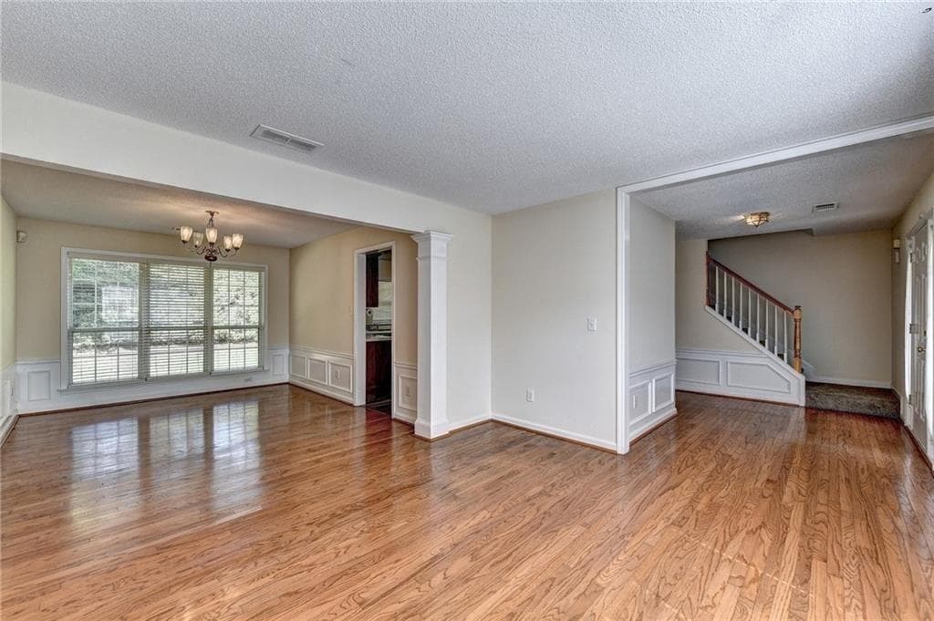 4 bedroom, 3 bathroom, 2,208 sq ft single family residence for rent at 4931 Bankside Way, Peachtree Corners, GA 30092 for $2,800 a month — photo 5