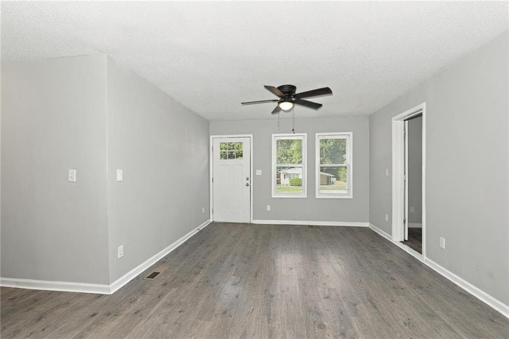 4 bedroom, 2 bathroom, 1,404 sq ft single family residence for rent at 78 Morris Road, Newnan, GA 30263 for $1,920 a month — photo 3