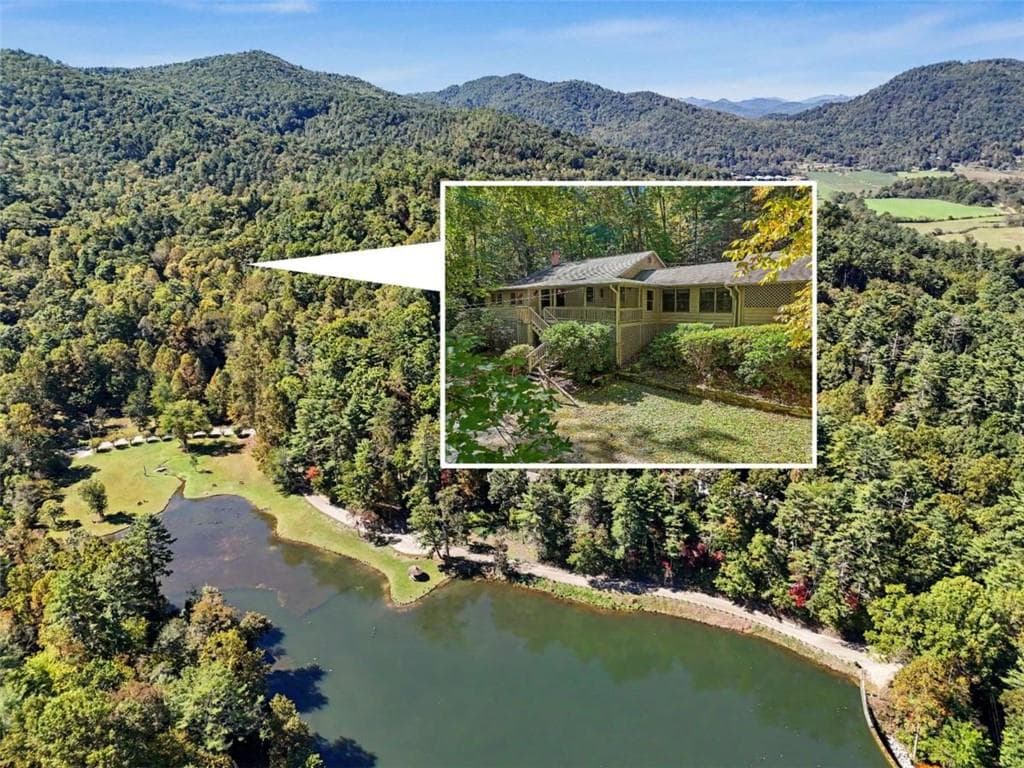 2 bedroom, 2 bathroom, 1,724 sq ft single family residence for sale at 596 Moses Road, Rabun Gap, GA 30568