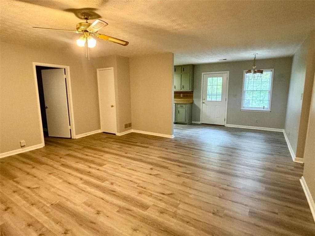3 bedroom, 2 bathroom, 1,248 sq ft single family residence for rent at 3895 Brookshire Place, Lawrenceville, GA 30044 for $1,700 a month — photo 4