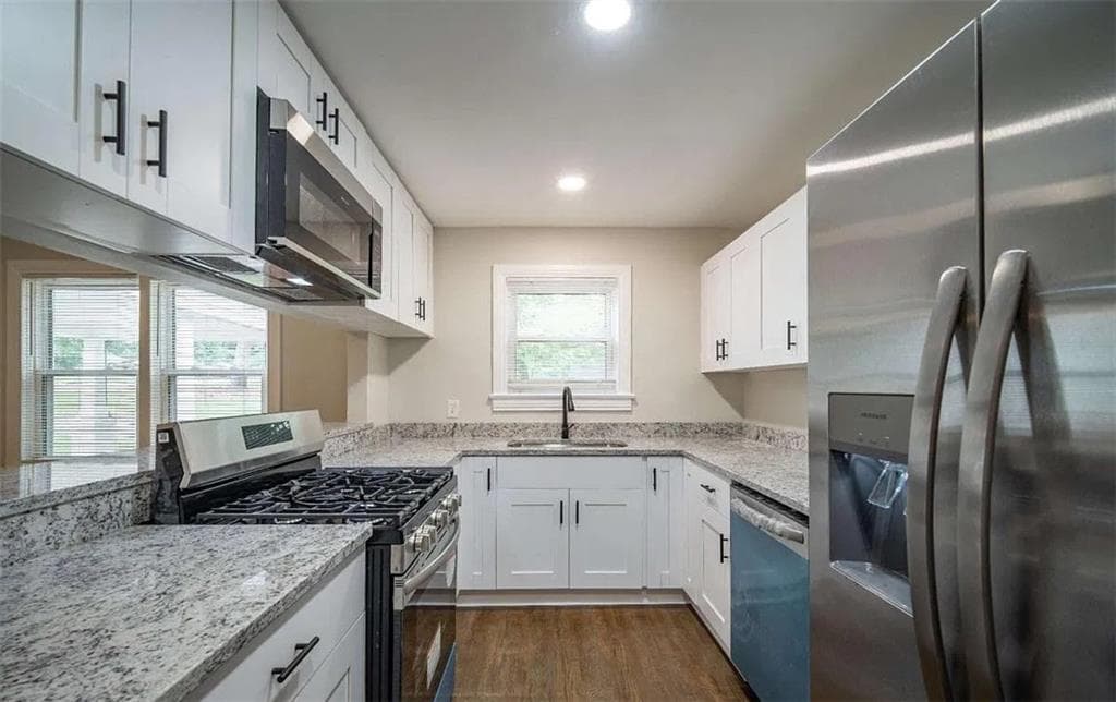 3 bedroom, 2 bathroom, 1,183 sq ft single family residence for rent at 2137 Delowe Drive, East Point, GA 30344 for $1,850 a month — photo 4