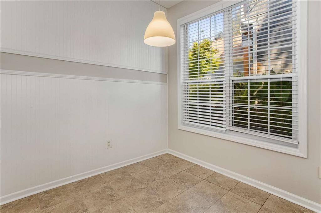 3 bedroom, 3 bathroom, 1,488 sq ft single family residence for rent at 424 Kensington Parc Way, Avondale Estates, GA 30002 for $2,600 a month — photo 7