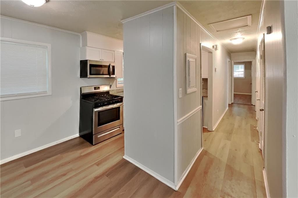 3 bedroom, 1 bathroom, 1,056 sq ft single family residence for rent at 6156 Water Oak Circle, Covington, GA 30014 for $1,385 a month — photo 3