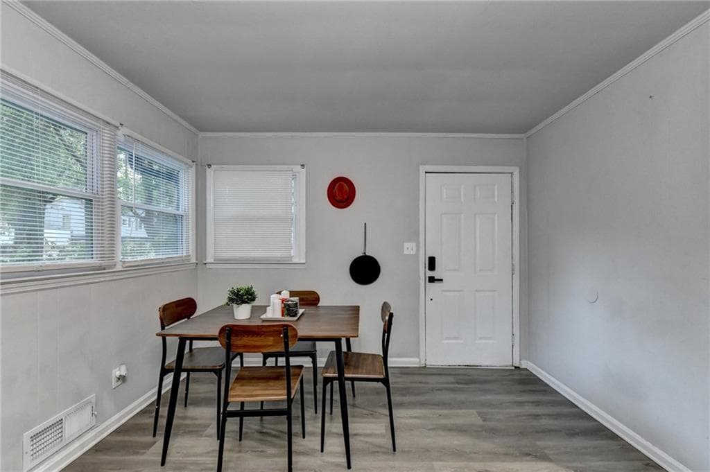 4 bedroom, 2 bathroom, 1,152 sq ft single family residence for sale at 3132 Forrest Hills Drive, Hapeville, GA 30354 — photo 9