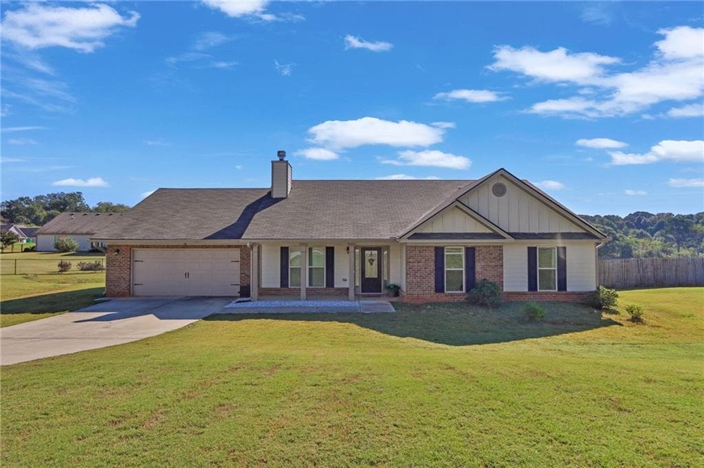 4 bedroom, 3 bathroom, 2,188 sq ft single family residence for sale at 48 Robins Landing, Winder, GA 30084 — photo 1 of 32