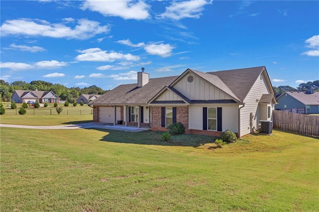 4 bedroom, 3 bathroom, 2,188 sq ft single family residence for sale at 48 Robins Landing, Winder, GA 30084 — photo 3