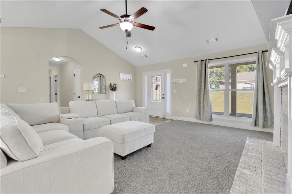 4 bedroom, 3 bathroom, 2,188 sq ft single family residence for sale at 48 Robins Landing, Winder, GA 30084 — photo 7