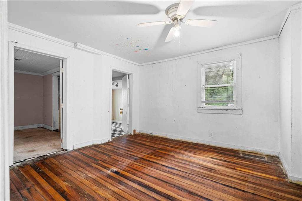 3 bedroom, 1 bathroom, 1,142 sq ft single family residence for sale at 710 Murphey Street, Decatur, GA 30079 — photo 10