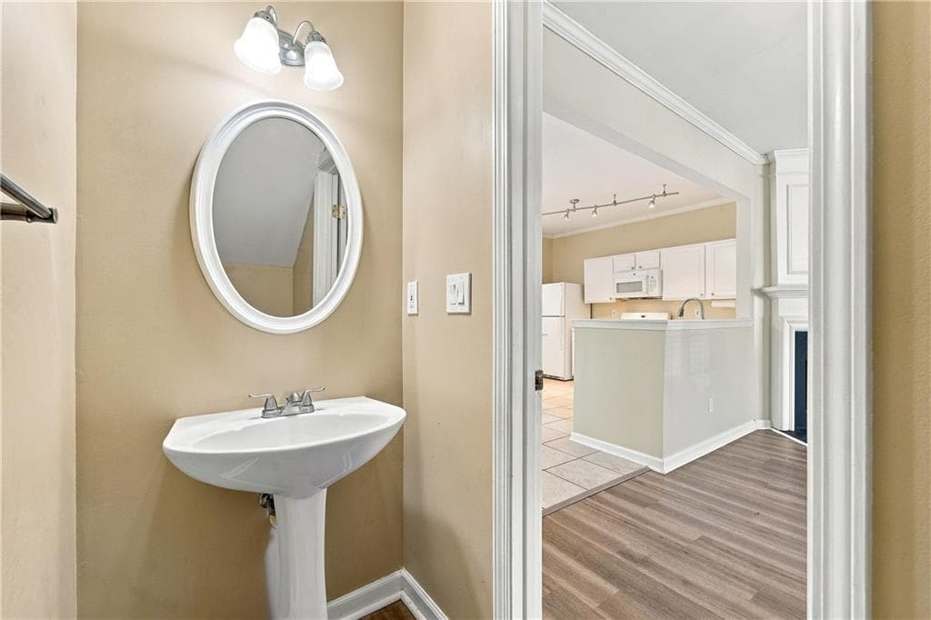 3 bedroom, 3 bathroom, 1,386 sq ft townhouse for rent at 36 Highoak Drive 6, Marietta, GA 30066 for $1,900 a month — photo 5
