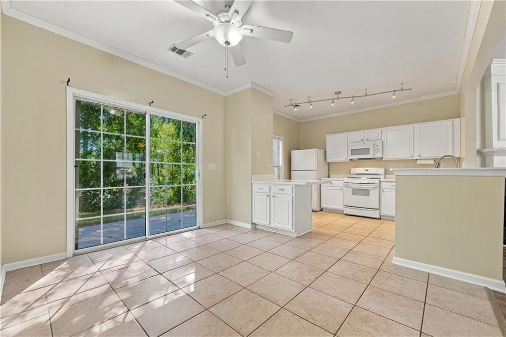 3 bedroom, 3 bathroom, 1,386 sq ft townhouse for rent at 36 Highoak Drive 6, Marietta, GA 30066 for $1,900 a month — photo 7