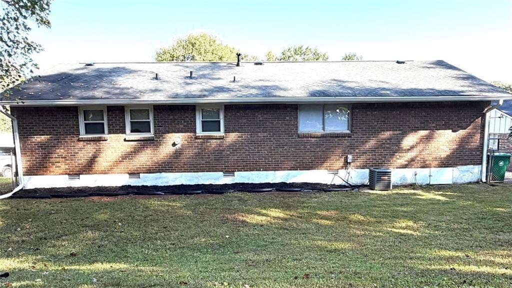 3 bedroom, 2 bathroom, 1,350 sq ft single family residence for sale at 1487 Colony East Circle, Stone Mountain, GA 30083 — photo 8
