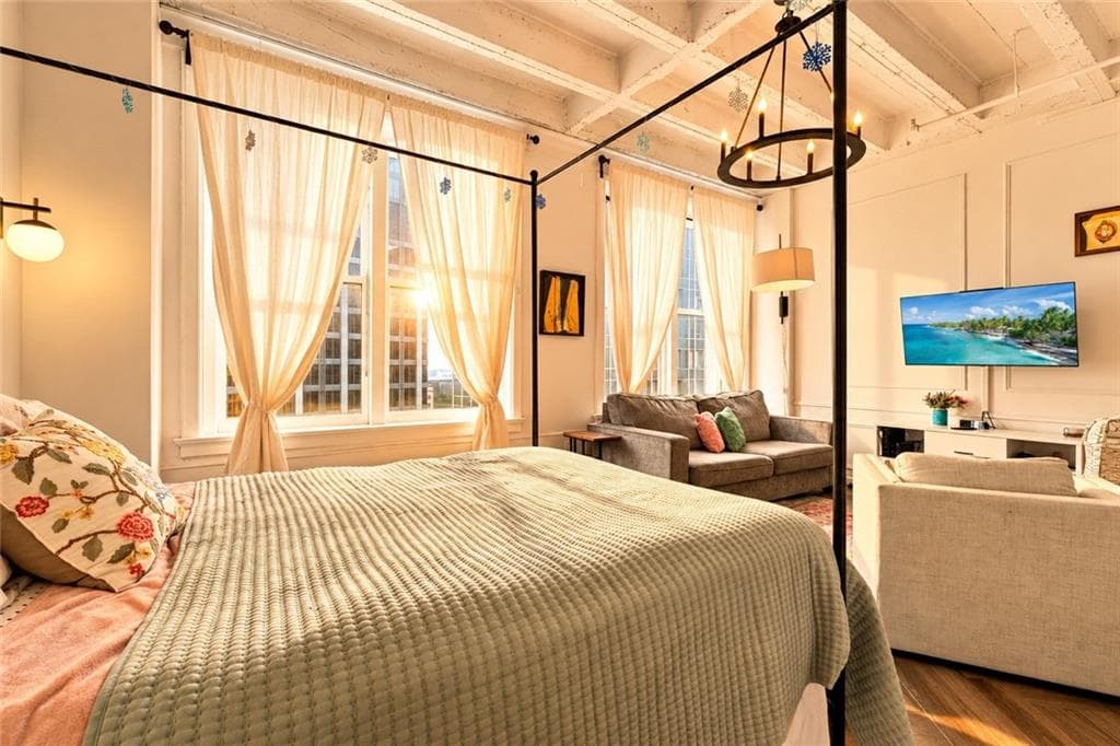 1 bedroom, 1 bathroom, 586 sq ft condominium for sale at 32 Peachtree Street, Atlanta, GA 30303 — photo 9