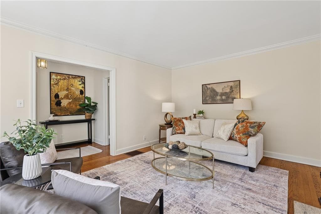 3 bedroom, 2 bathroom, 1,289 sq ft single family residence for sale at 335 N Garden Lane, Atlanta, GA 30309 — photo 7
