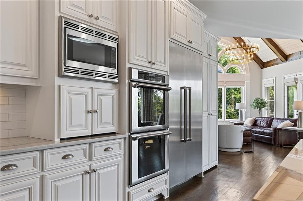 6 bedroom, 7 bathroom, 8,364 sq ft single family residence for sale at 125 Tolhouse Court, Milton, GA 30004 — photo 10