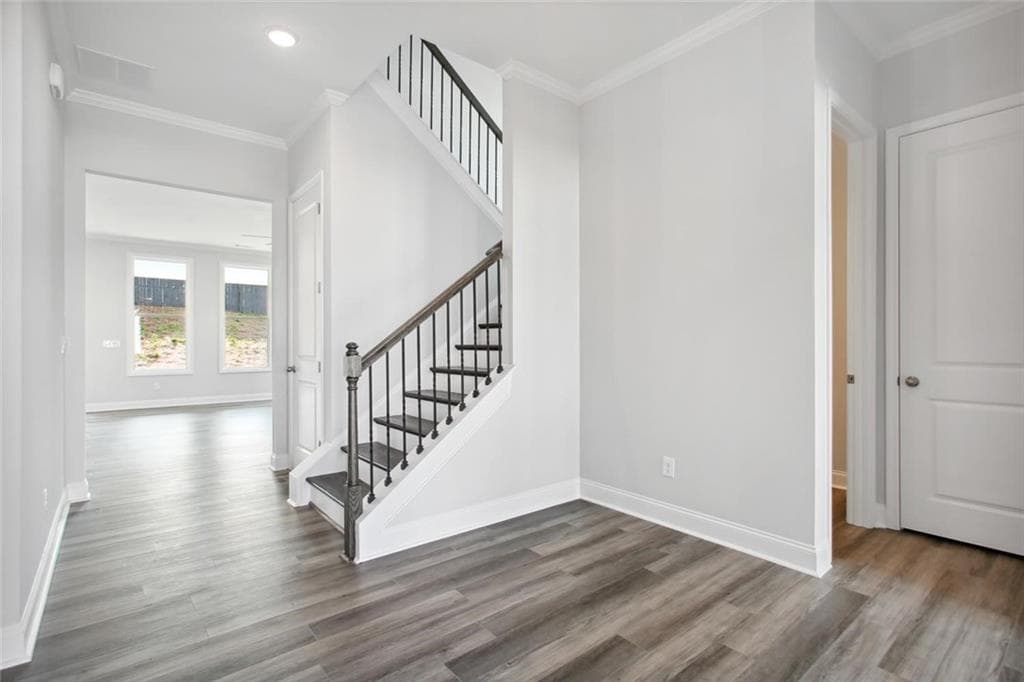 4 bedroom, 3 bathroom, 2,730 sq ft single family residence for rent at 644 Stoneview Drive, Holly Springs, GA 30115 for $3,500 a month — photo 2