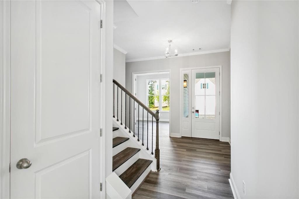 4 bedroom, 3 bathroom, 2,730 sq ft single family residence for rent at 644 Stoneview Drive, Holly Springs, GA 30115 for $3,500 a month — photo 3