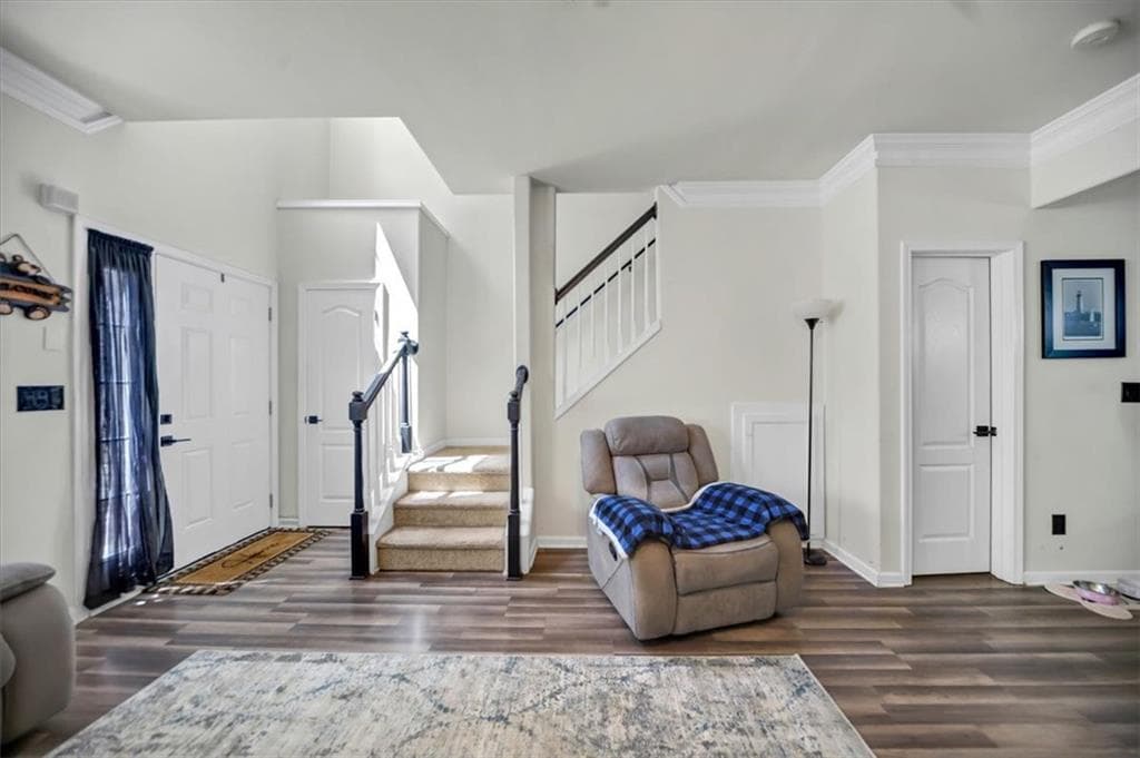 2 bedroom, 3 bathroom, 1,294 sq ft townhouse for sale at 4625 Crawford Oaks Drive, Oakwood, GA 30566 — photo 6